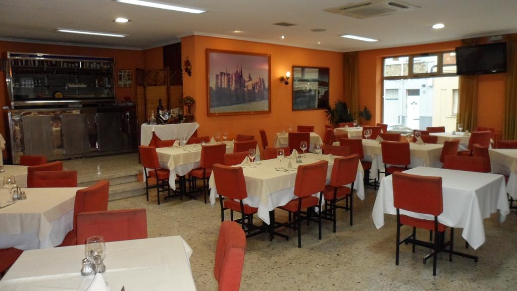 Hostal Coruna Astorga Εξωτερικό φωτογραφία