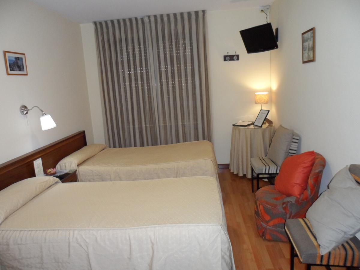 Hostal Coruna Astorga Εξωτερικό φωτογραφία